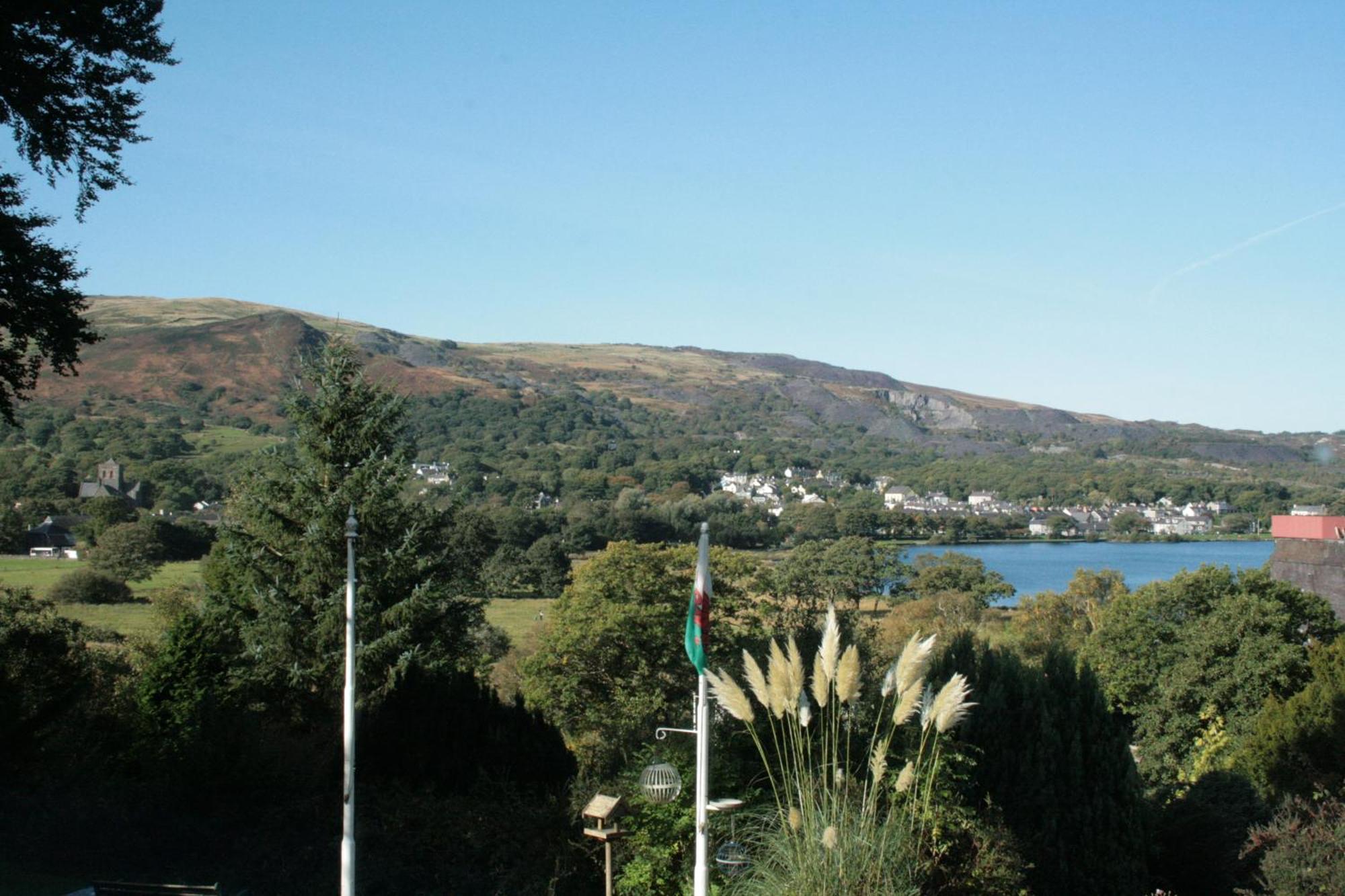 Padarn Apartment At Glanybala Holidays Llanberis Exteriör bild